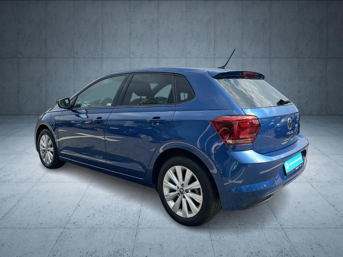 Volkswagen Polo Highline 1.5 TSI DSG Navi CarPlay ACC PDC