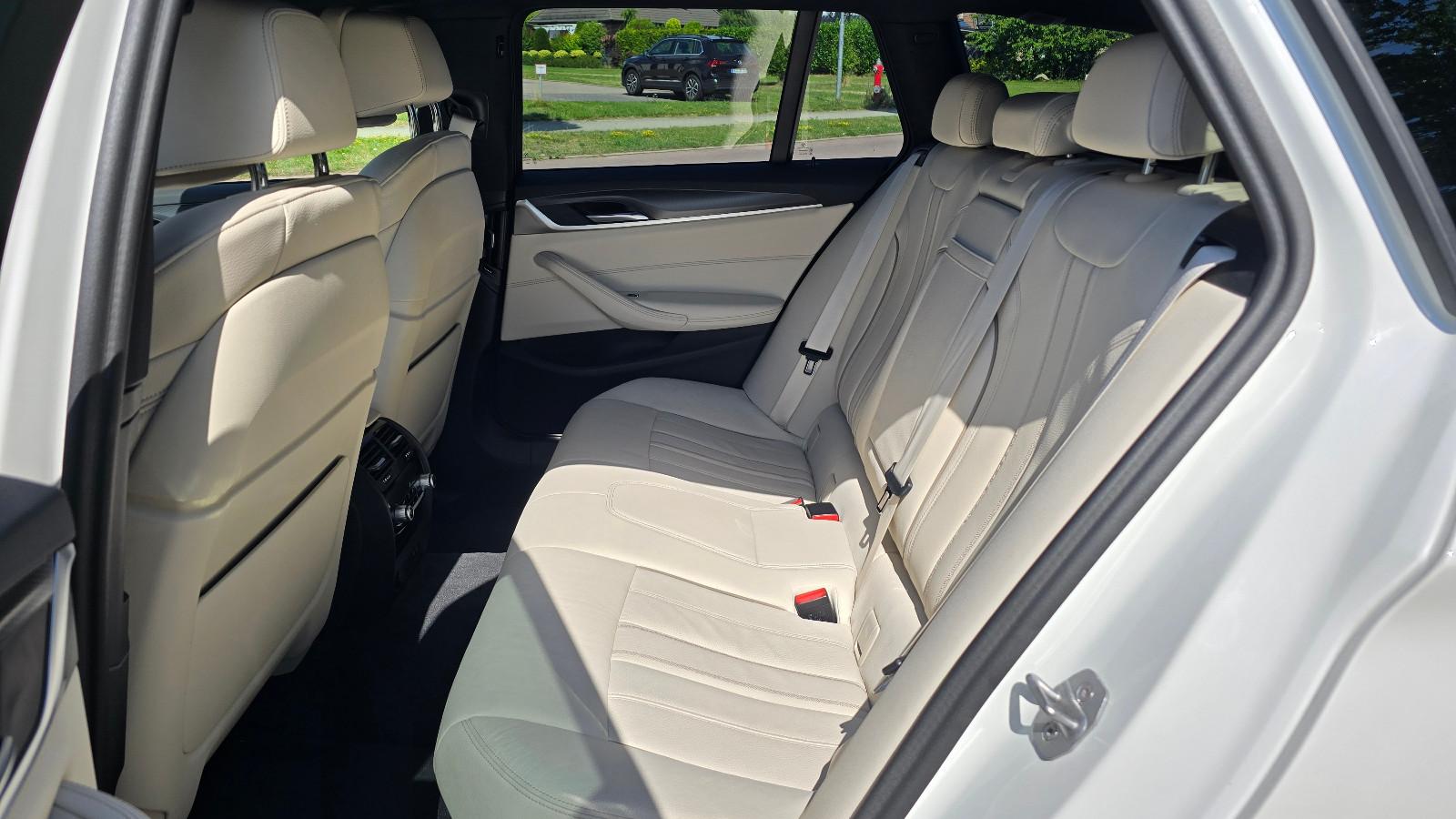 BMW 530e Touring M Sport, Ahk, Head-Up, 360°-Kamera