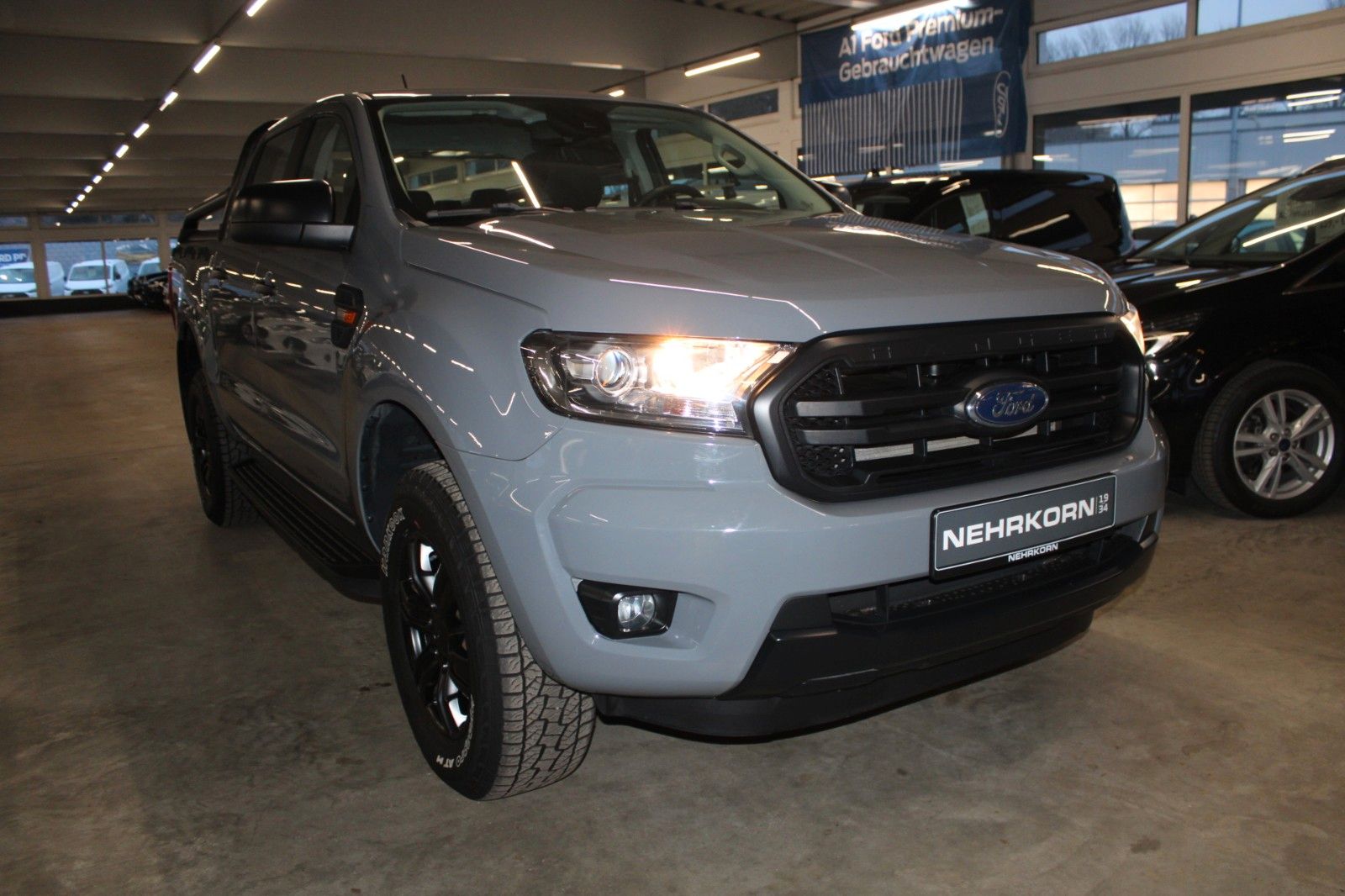 Fahrzeugabbildung Ford Ranger Automatik WOLFTRAK + AHK + Standheizung