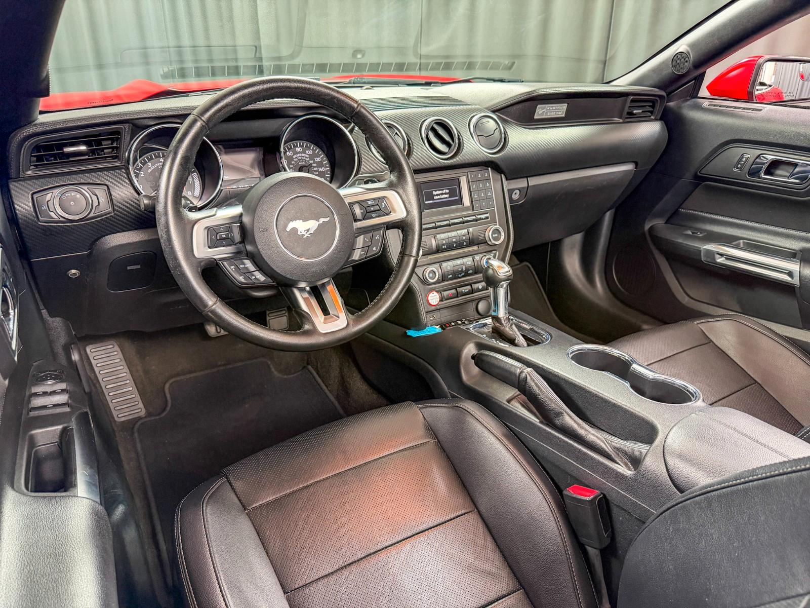 Ford Mustang 2016 Cabrio V6 3.7l, Leder, UNFALLFREI,