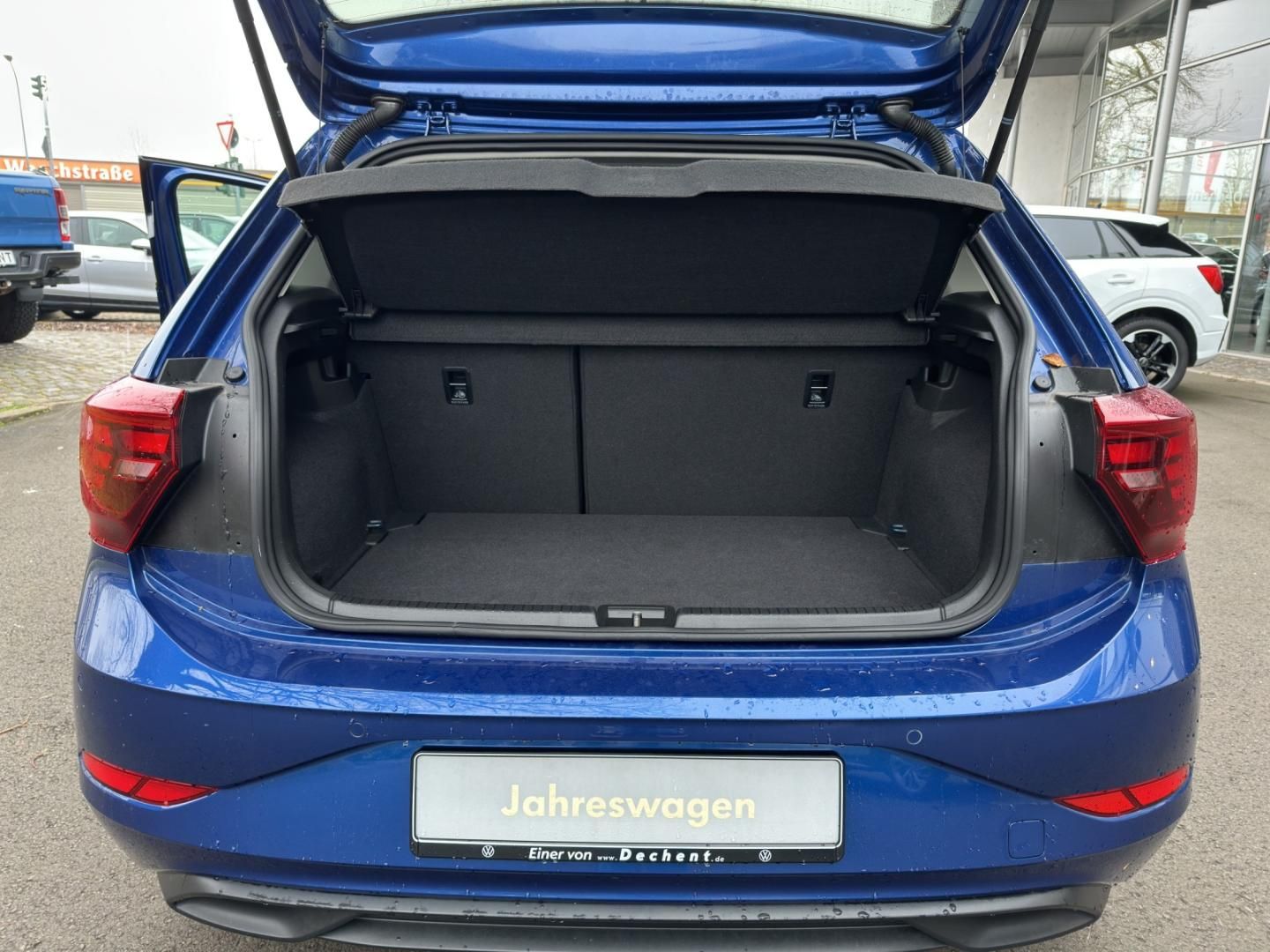 Fahrzeugabbildung Volkswagen Polo Life 1,0 l,Navi,Climatronic,SH,GRA,LED,Tele