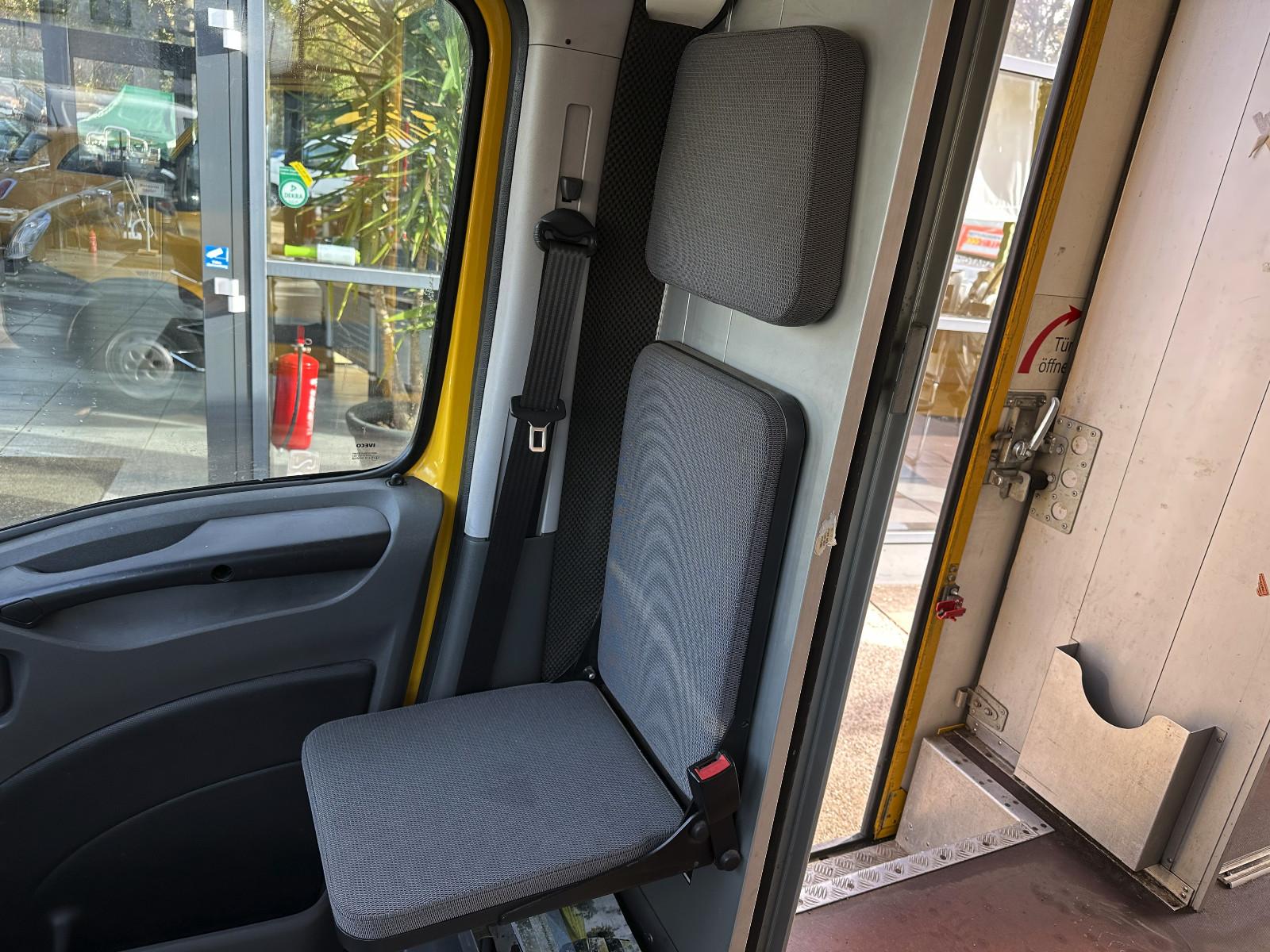 Iveco Daily*3,5 T* Transporter*Postkoffer*WoMo*