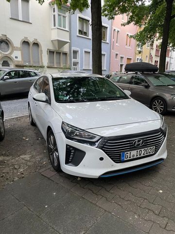 HYUNDAI IONIQ