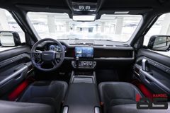 LAND ROVER Defender 90 V8 Carpathian Edition