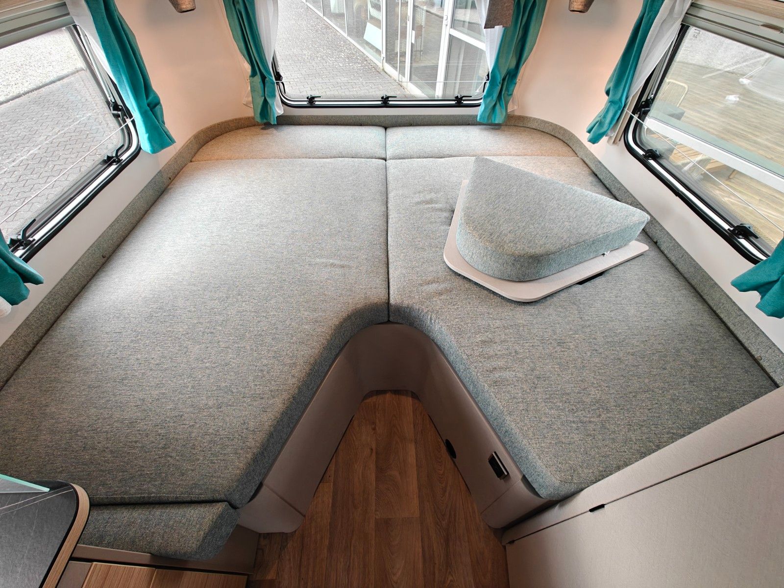 Fahrzeugabbildung HYMER / ERIBA / HYMERCAR Touring 642 Urban - JETZT 5.012€ SPAREN !
