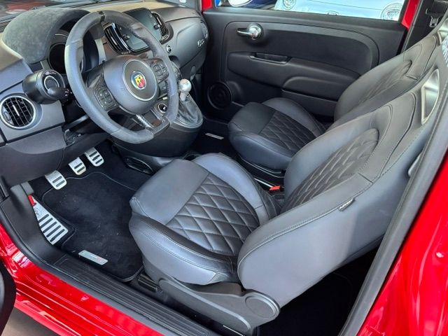 Fahrzeugabbildung Abarth 695C KLIMA NAVI LEDER ALU