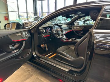 Mercedes-Benz E 200 E Coupe *AMG*360*Parkass*LED*