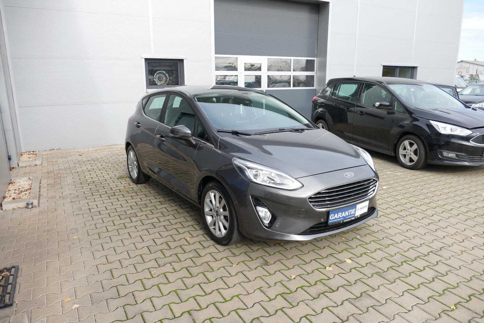 Ford Fiesta Titanium*Top-Zustand*1-Hand*Tüv- Neu*