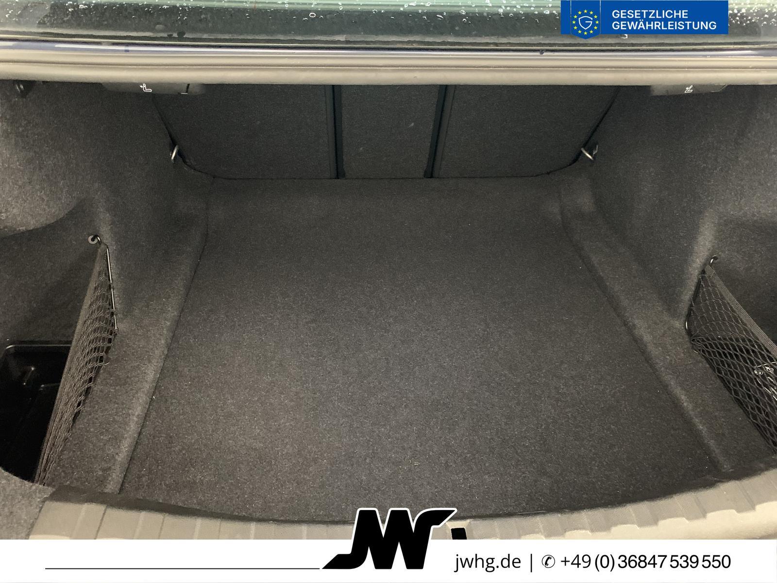 BMW 330 i Sport Line CockpProf Sport Sitze LED+Leder, миниатюра 5