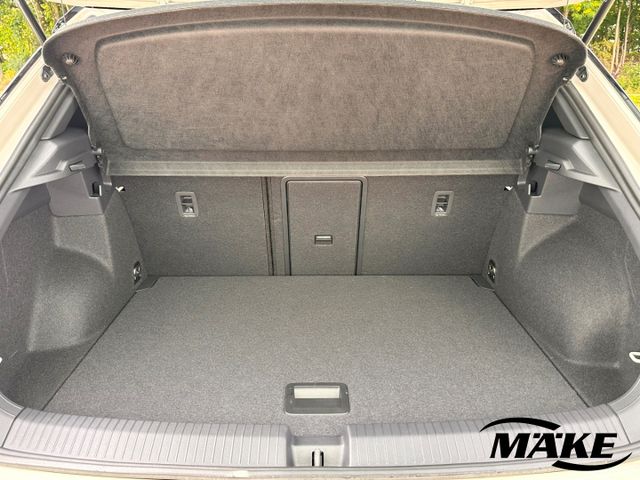 T-Roc Style 1.5 TSI DSG AHZV IQ.L NAV RFK ACC