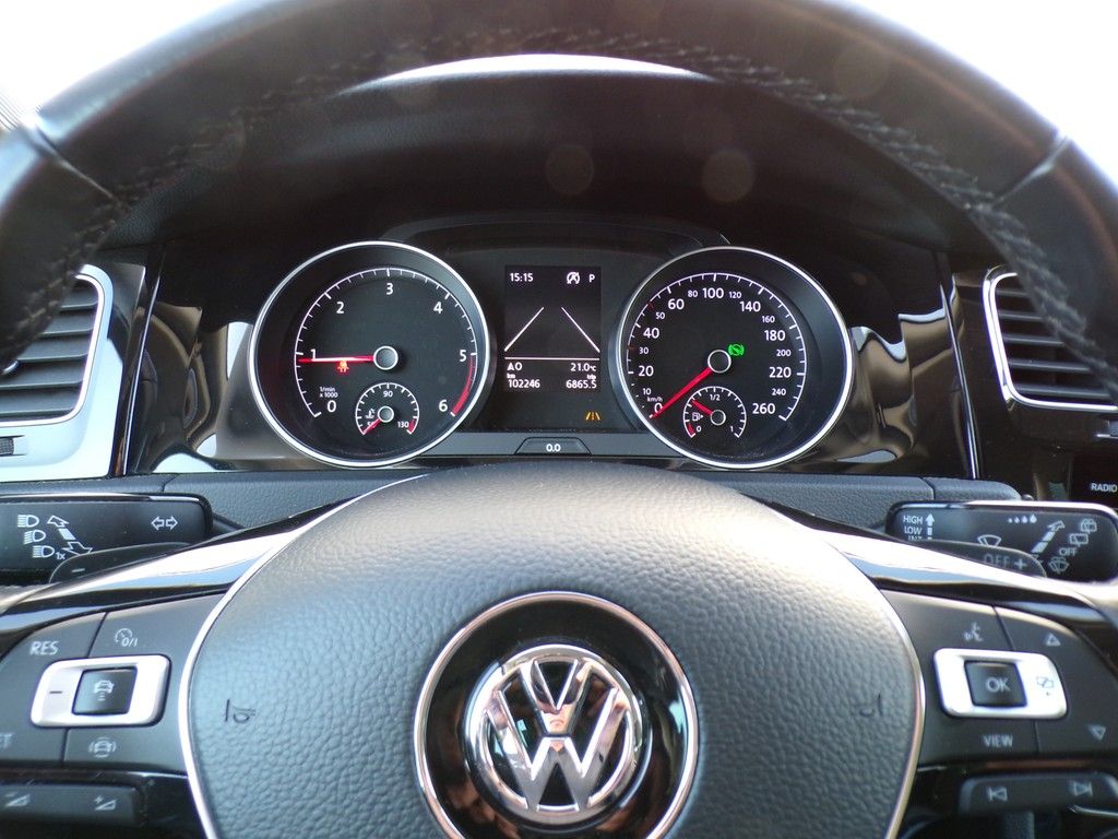 Fahrzeugabbildung Volkswagen Golf VII Variant 1.6 TDI DSG Join Start-Stopp