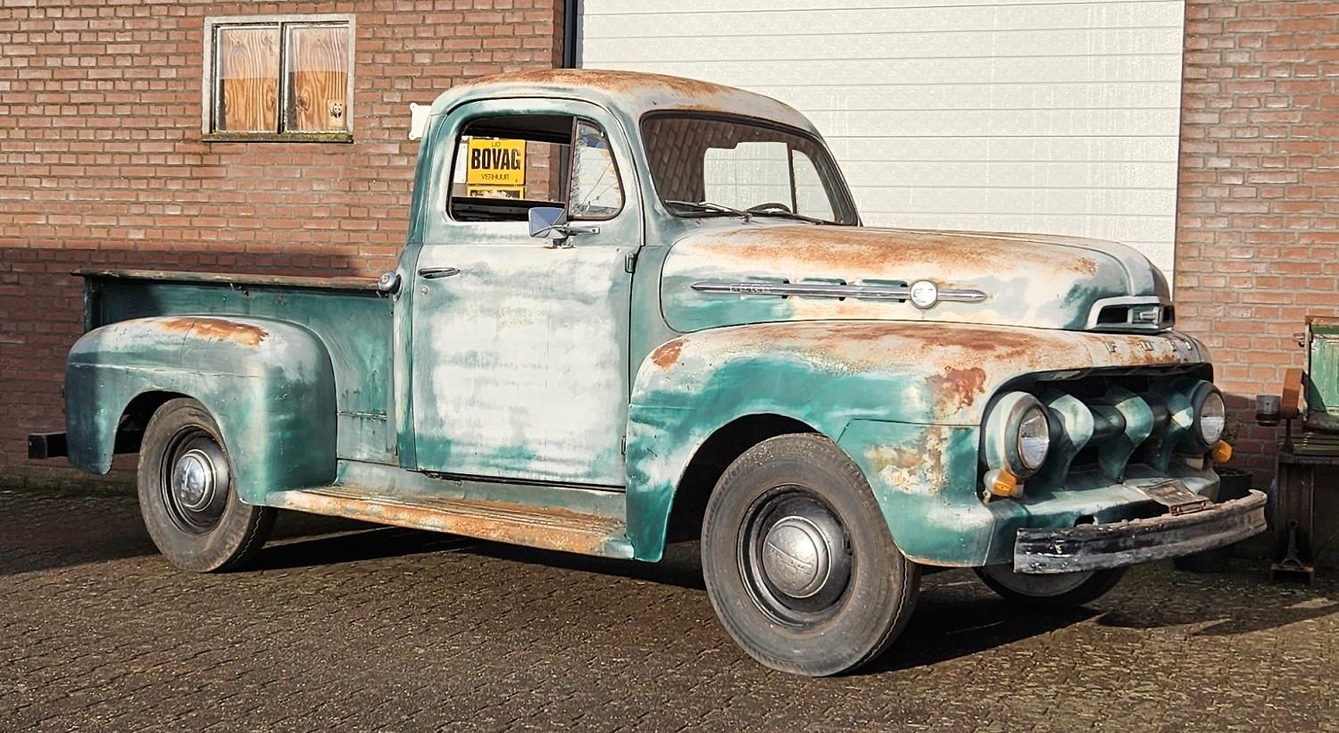Ford 1952 Ford F1 Pick up Patina look