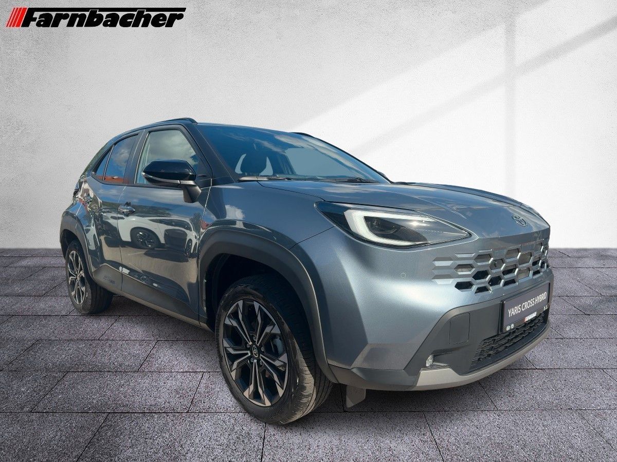 Fahrzeugabbildung Toyota Yaris Cross 1,5 Hybrid Teamplayer *Technikpaket*