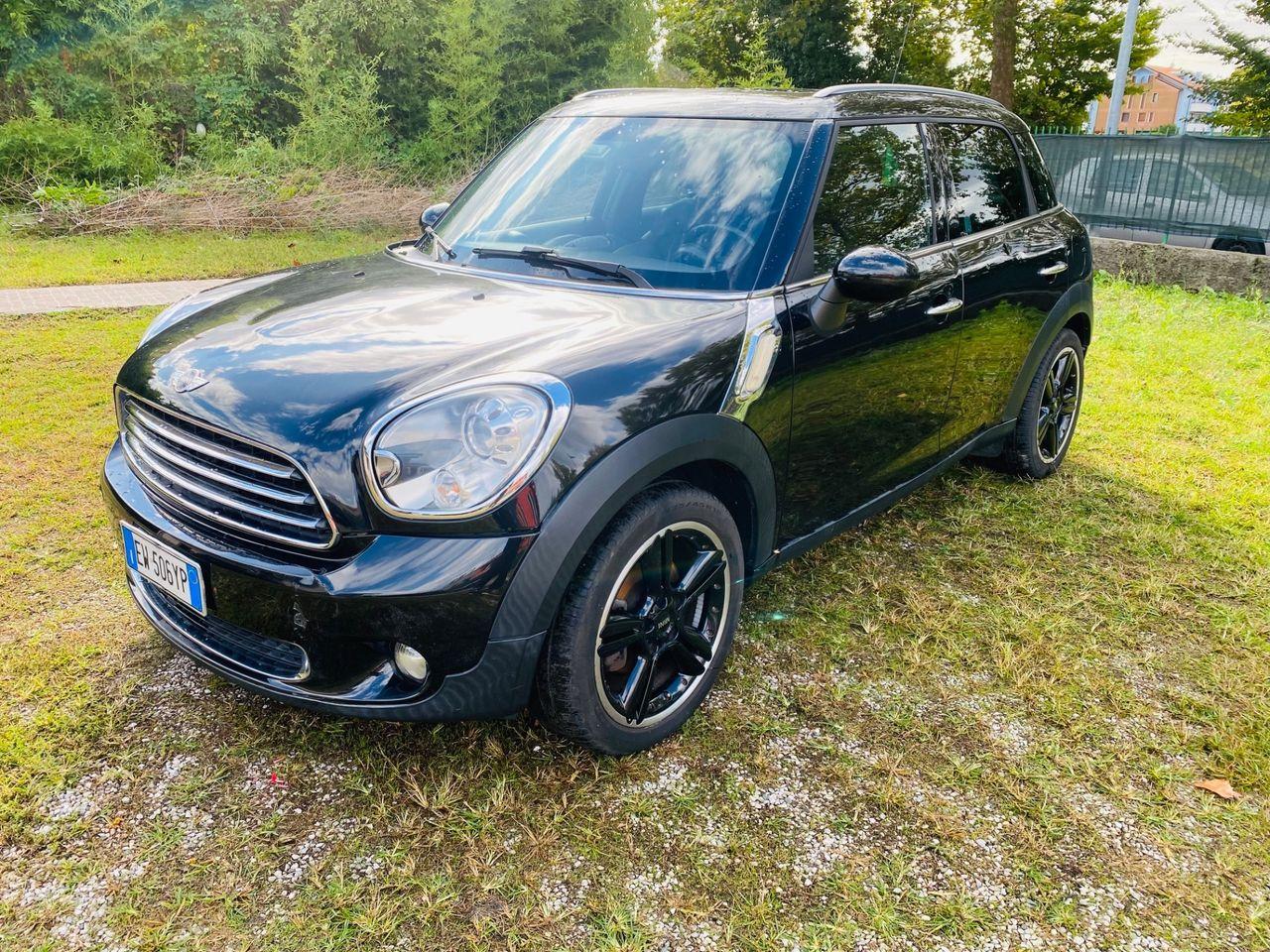 MINI Countryman D (Cooper)