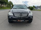 Mercedes-Benz ML 320 ML ML 320 CDI - Mercedes-Benz ML 320: Schwarz