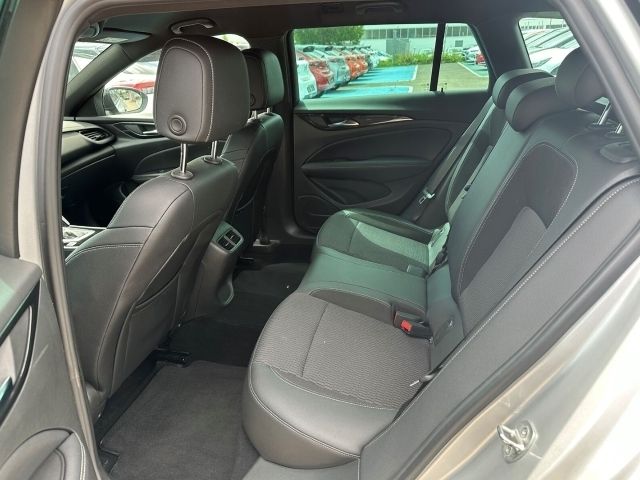 Insignia  Elegance Navi Freisprecheinrichtung