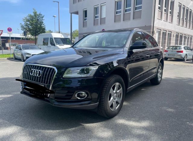 AUDI Q5 3.0 TDI S tronic quattro -
