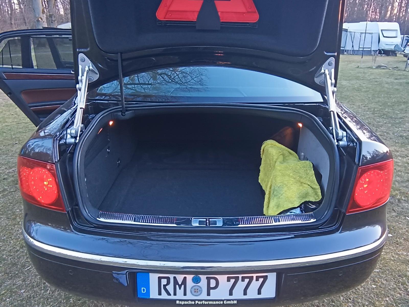 Volkswagen Phaeton 3.0 V6 TDI lang 4MOT. Tiptronic 4-Si...