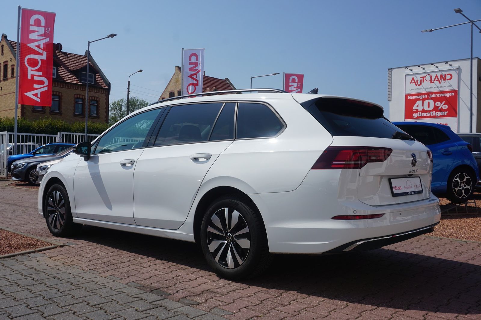 Volkswagen Golf VIII Variant 1.5 TSI Goal LED Navi ACC DAB imagem 3