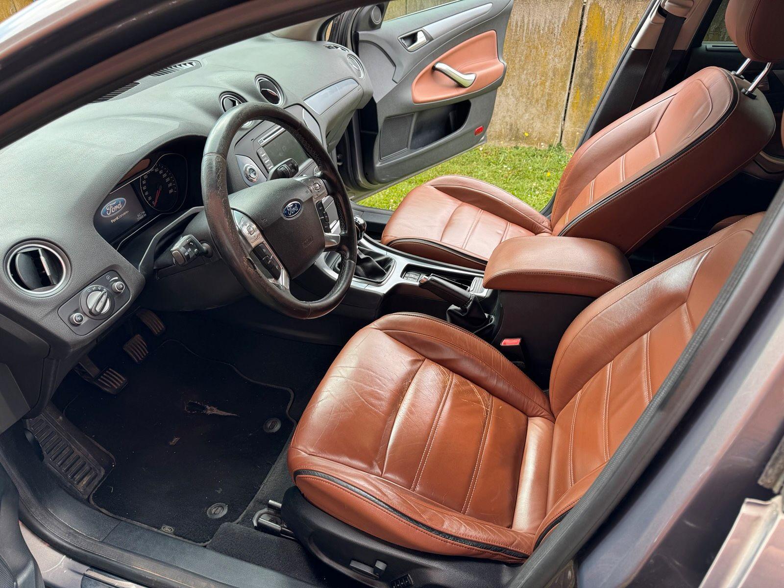 Ford Mondeo 2012 — photo 7