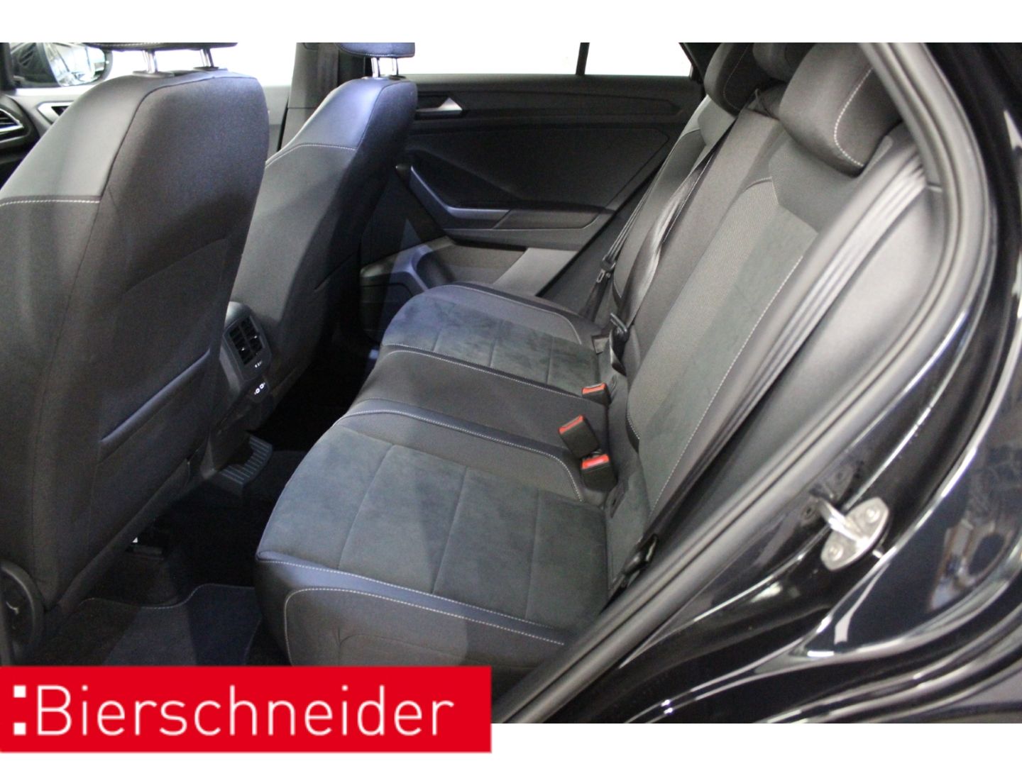 Volkswagen T-Roc - Bild 11