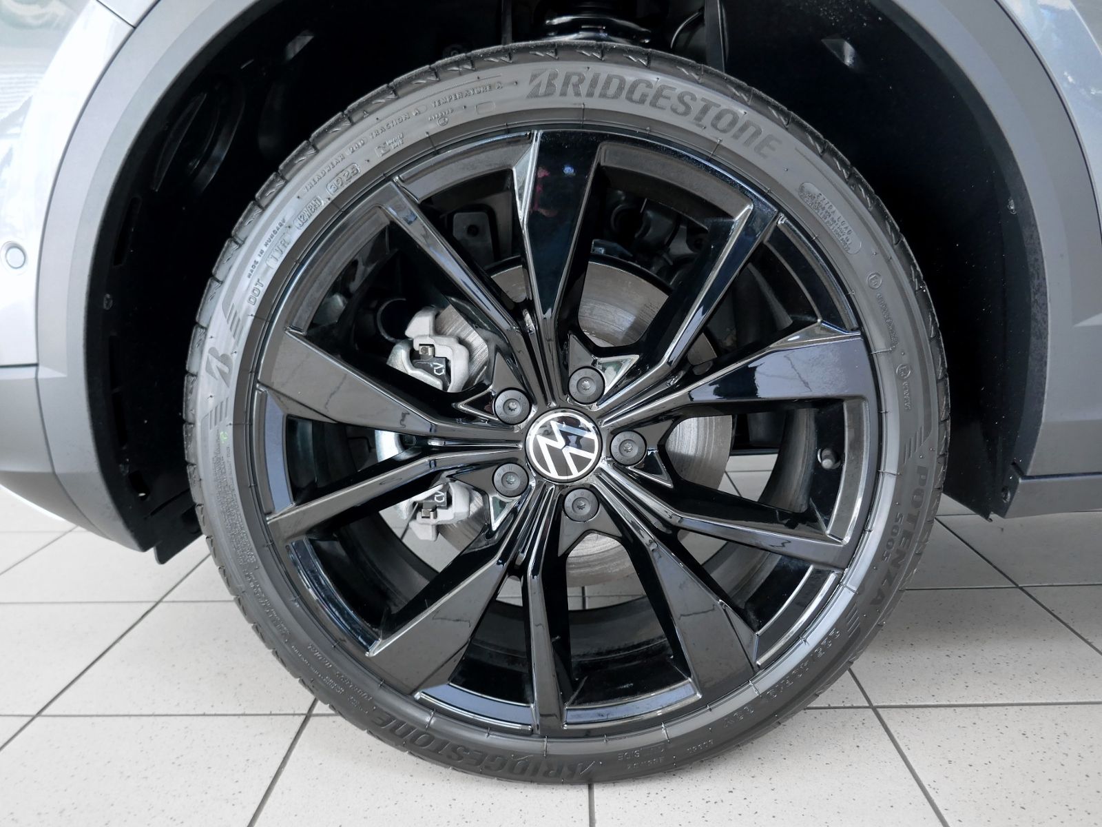 Fahrzeugabbildung Volkswagen T-Roc Style 1.5 TSI DSG | LED RFK ACC