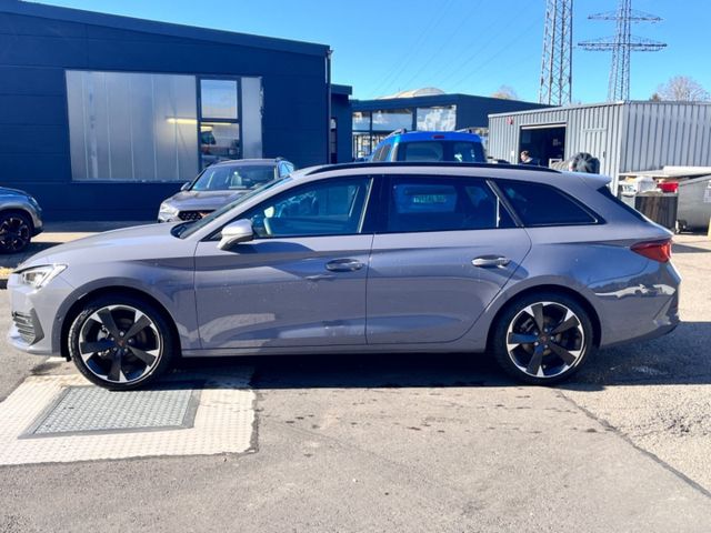 Leon Sportstourer 1.5l eTSI DSG Leder Pano AHK