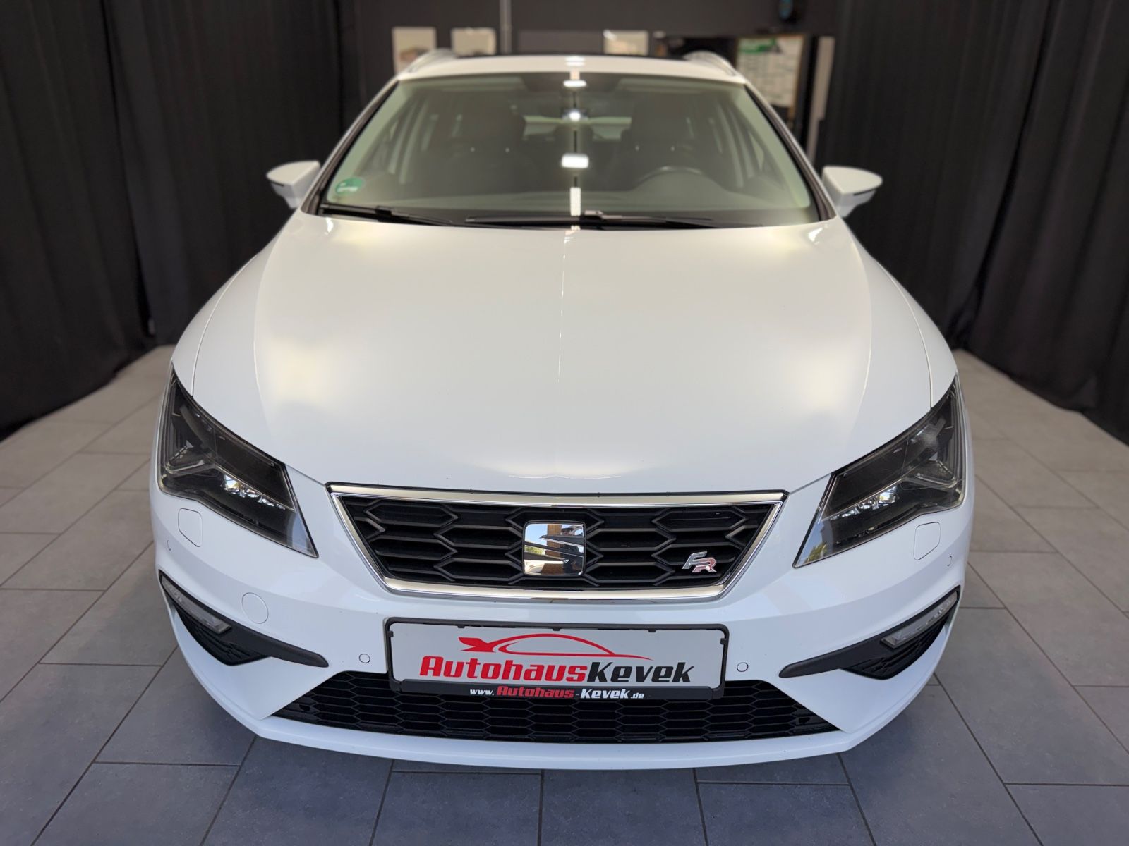 Fahrzeugabbildung SEAT Leon ST FR |RF-CAM|2.HAND