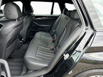 BMW 520 - 11