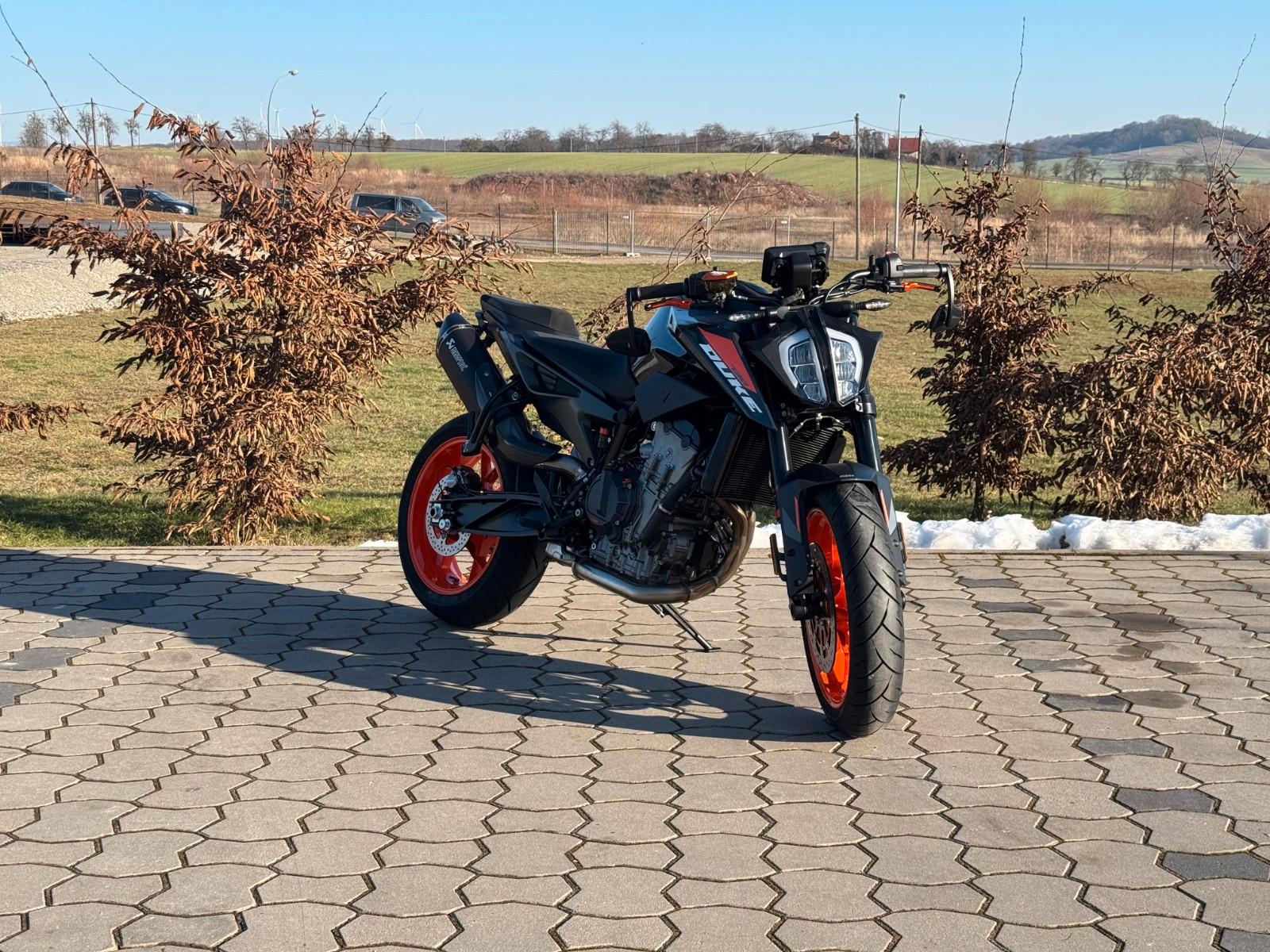 KTM 790 Duke MY 2026 INKL. ZUBEHÖR! AKRA UVM.