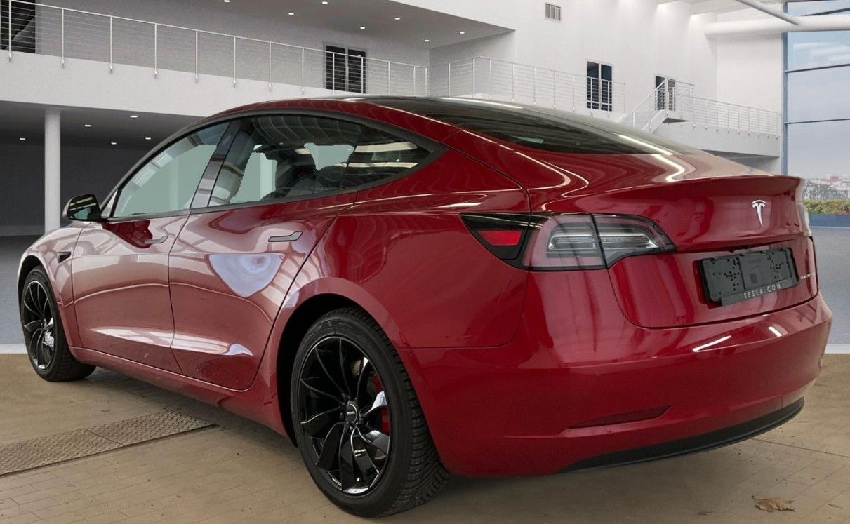 Fahrzeugabbildung Tesla Model 3 LONGRANGE DUAL-MOTOR NAVI/KAMERA/PANO/SH
