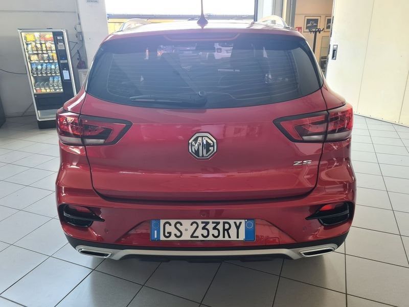 MG ZS