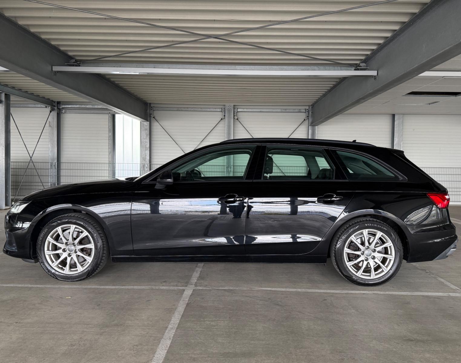 Audi A4 AUT ACC AHK RKAM NAVI Massage SH CarPlay USB