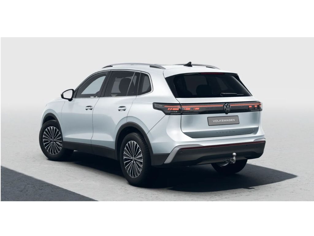 Tiguan Eleg.1.5l eTSI DSG AhK Navi Panorama Allw