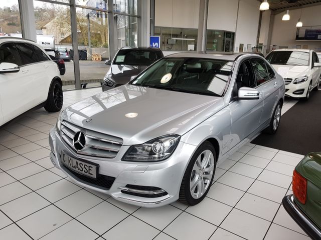 Mercedes-Benz C 350 AVANTGARDE 4MATIC XENON AUT KAMERA TOTWINK