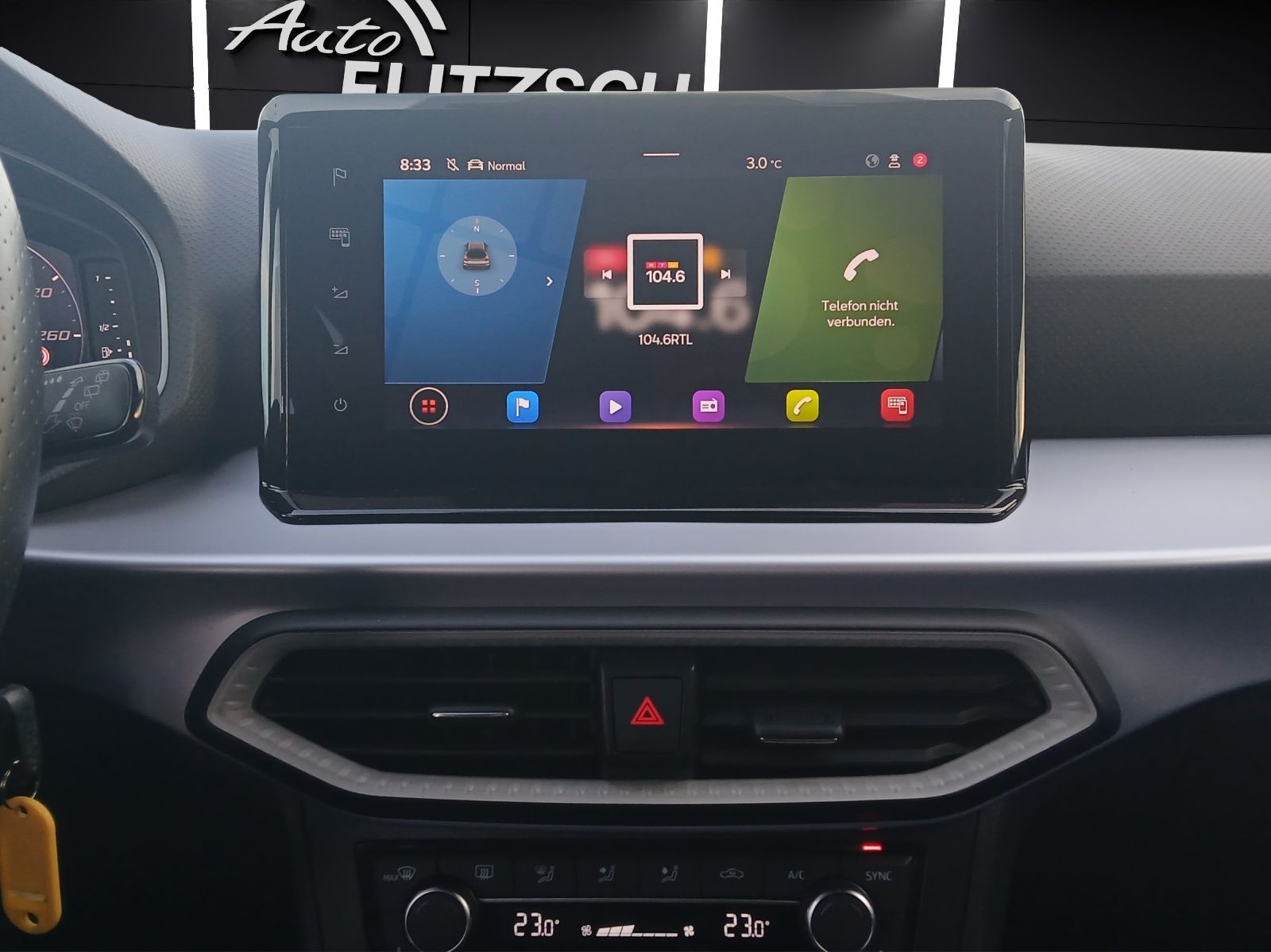 Fahrzeugabbildung SEAT Arona TSI FR-Line DSG LED Navi AID ACC RFK SH LM