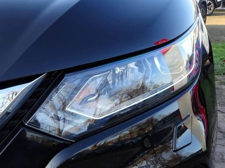 Fahrzeugabbildung Nissan Qashqai 1,3 DIG-T N-Connecta Winterpaket