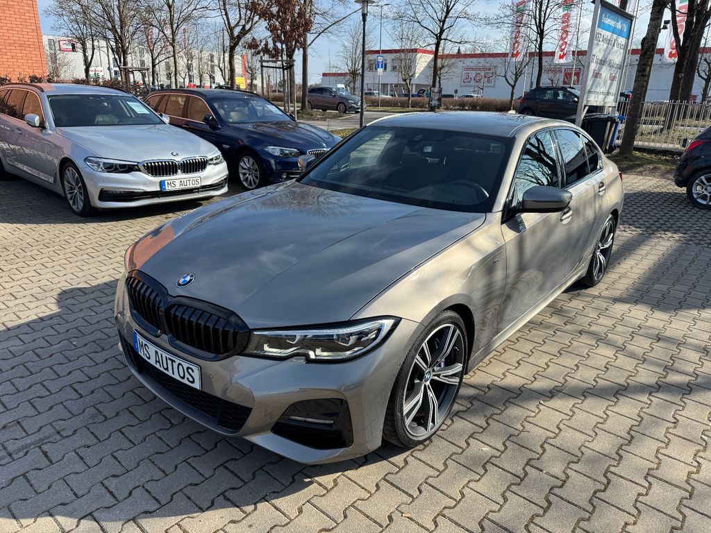 Image of BMW 330