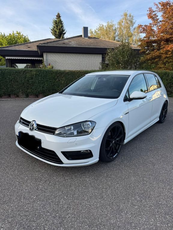 Image of Volkswagen Golf