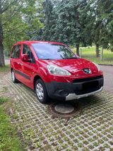 Peugeot Partner Tepee 1.6 SHZ Klima PDC Is... - Peugeot Partner Tepee aus 2010