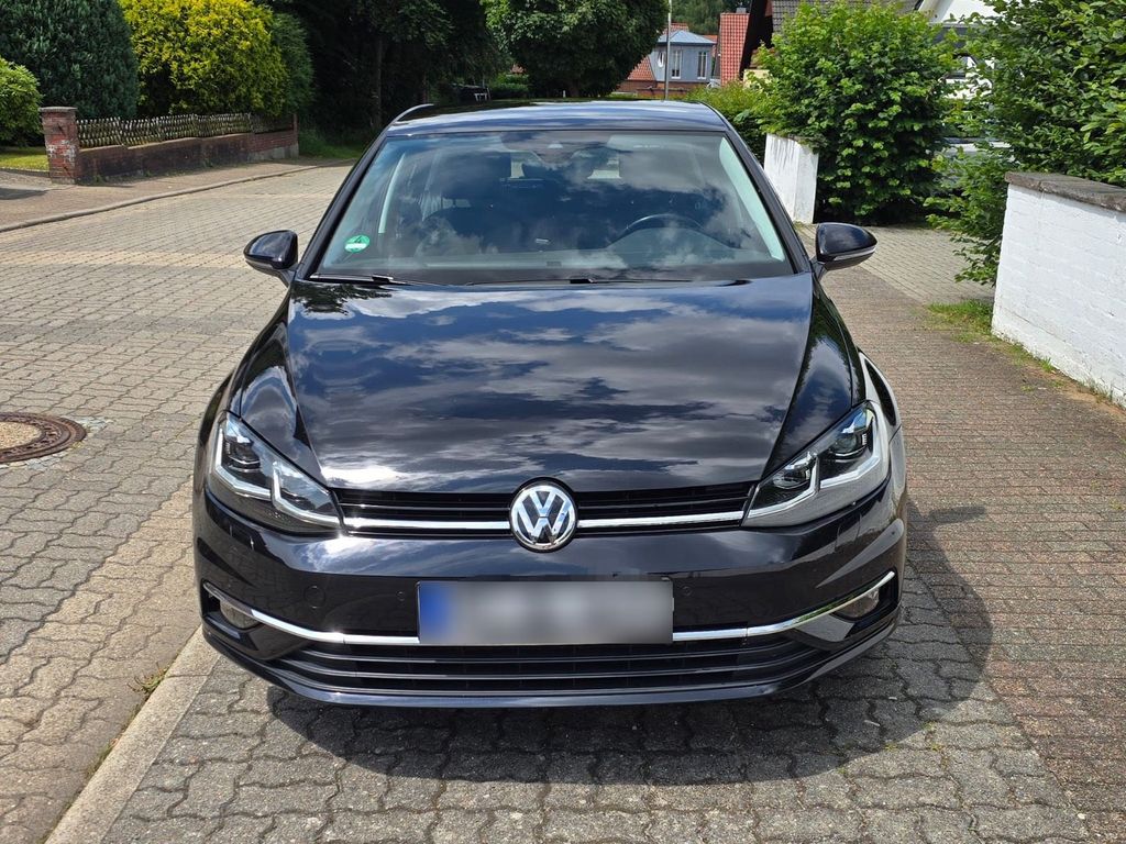 Image of Volkswagen Golf