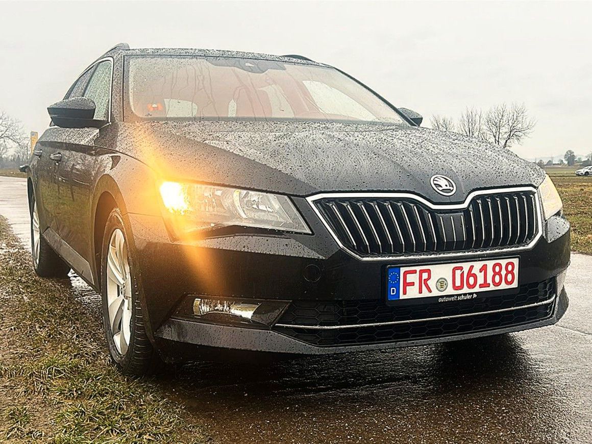 Skoda Superb - 1