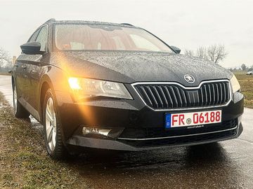 Skoda Superb - 1
