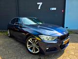 BMW 320d Automatic 2013 M-Performance - BMW 320: 320d Performance