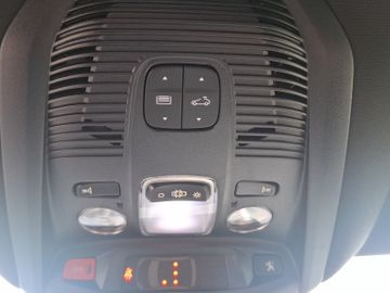 Peugeot 5008 GT 1.5 BlueHDi 130 Kam.+KeyLess+LED+Navi+SD