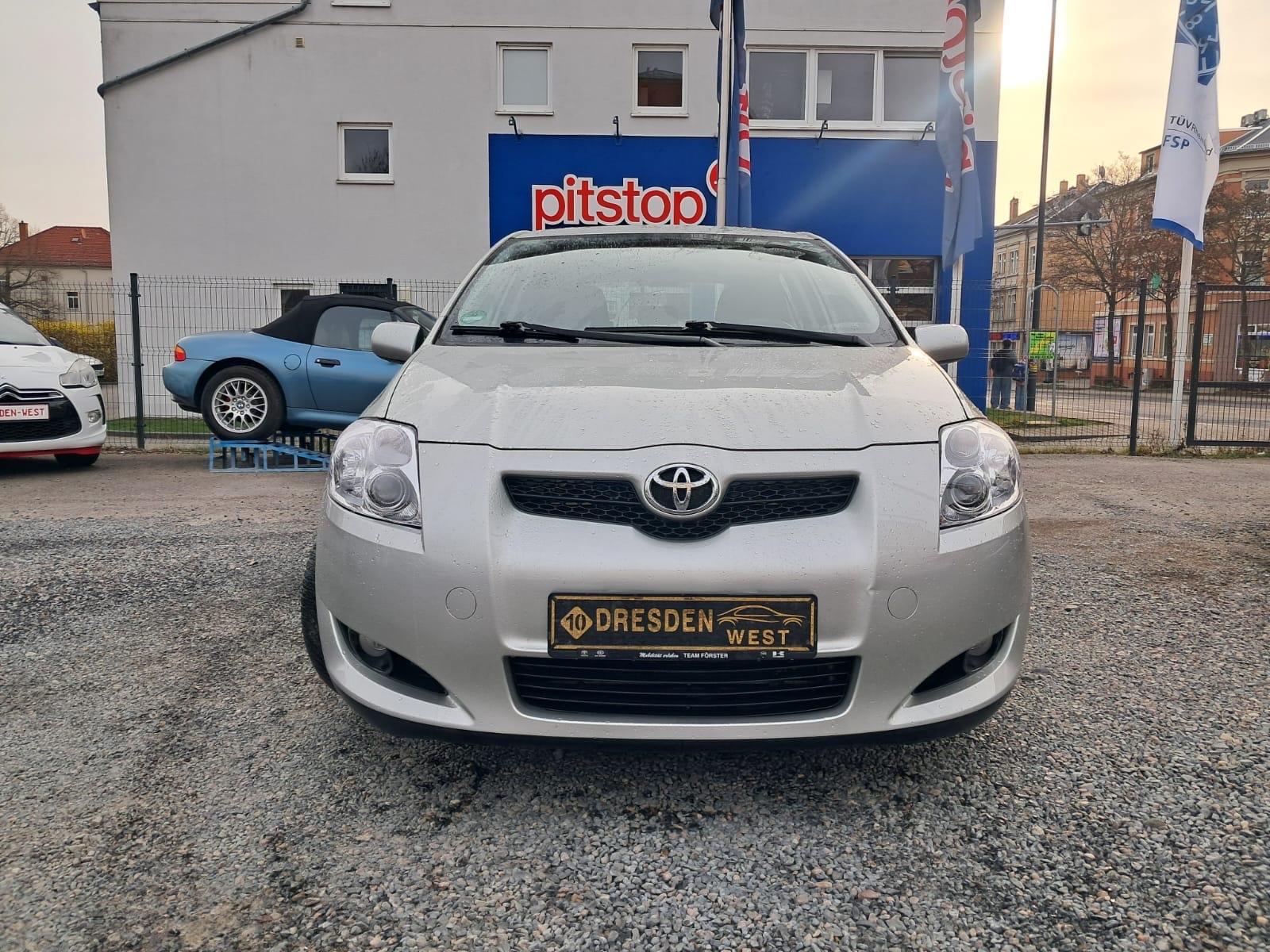 Toyota Auris Sol