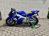 Yamaha YZF-R1 - YAMAHA 2000 R1
