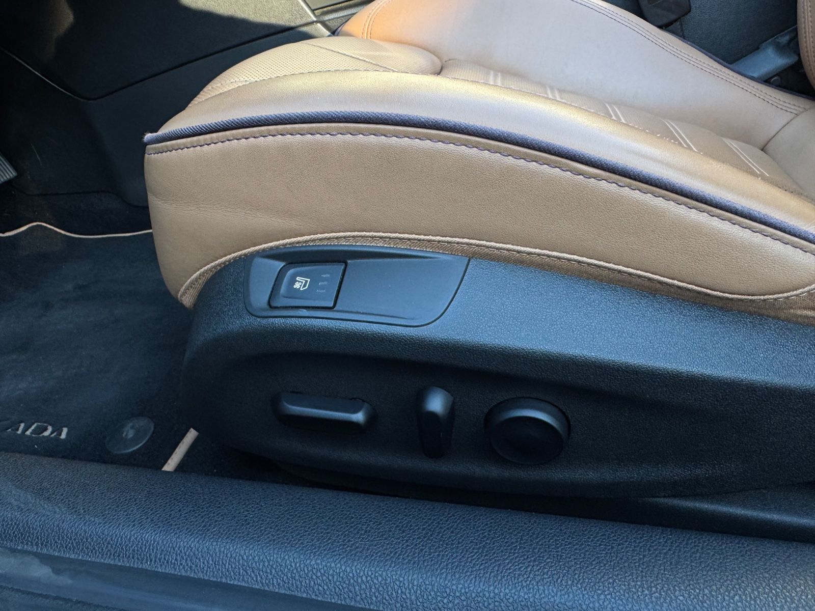Fahrzeugabbildung Opel Cascada Ultimate ecoFlex*LED*8Fach Alu*Leder