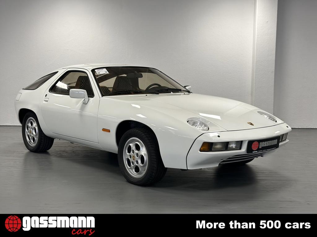 Porsche 928