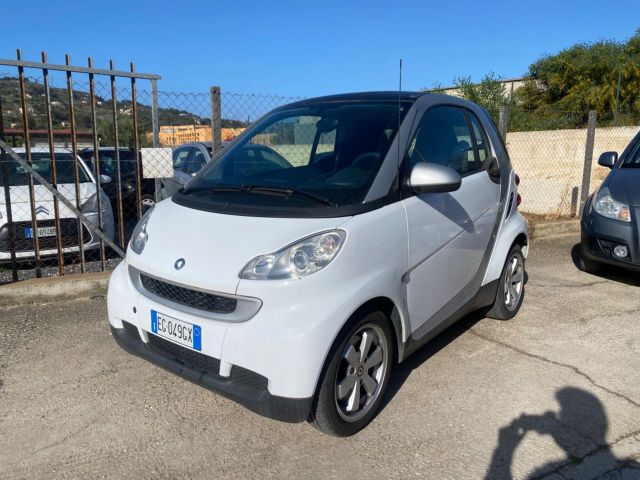 Smart ForTwo 1000 52 kW MHD coupé passion